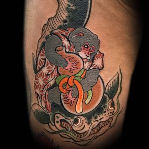 A depiction of Namazu based on a print by Kunisada via Jess Tattooer (IG—jess_tattooer). #Irezumi #Japanese #JessTattooer #Namazu #traditional