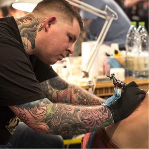 Ross Nagle putting in work... #RossNagle #tattooer #tattoodo #ambassador #tattoodoambassador