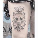 Adorable Raccoon by Lilly Anchor (via IG-lillyanchor) #flora #fauna #animals #flowers #lillyanchor #illustrative #linework