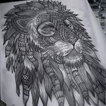 Mehndi Inspired Lion by Laura Weller (via IG-wellertattoos) #mehndi #geometric #animal #linework #lauraweller