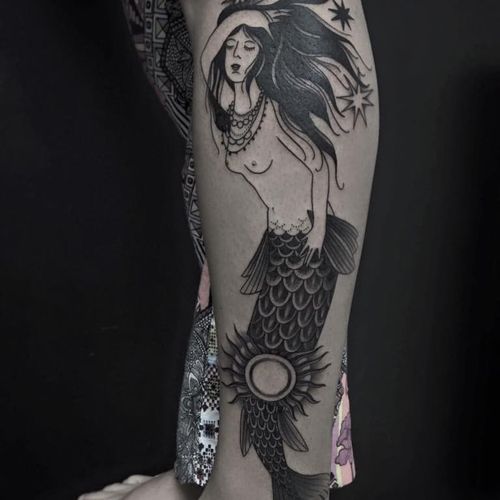 Dark mermaid tattoo by Andre Cast #AndreCast #blackwork #mermaid