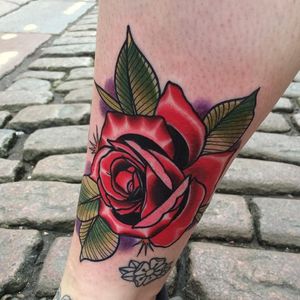 Rose tattoo by Matt Webb #MattWebb #rose #neotraditional #roses