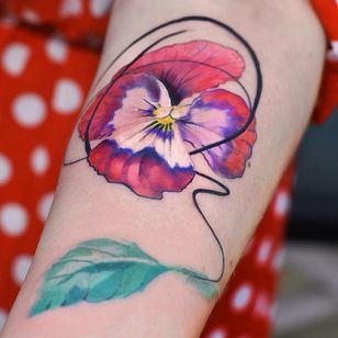 Tatuaje de flor de acuarela de Aleksandra Katsan #AleksandraKatsan #watercolor #watercolor #flower