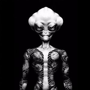 Tattooed alien art by Shohei Otomo #ShoheiOtomo #art #illustration #japanesebodysuit #JapaneseArt #Japanese #alien #artshare