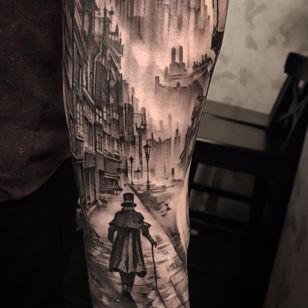 The Ripper Walks Alone by Andy Blanco #AndyBlanco #blackwork #blackandgrey #illustrative #realism #realistic #buildings #cityscape #London #Victorian #man #fog #smoke #window #tattoooftheday