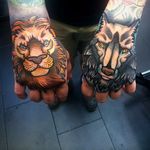 Lion and Wolf Tattoo by Chris Veness #lion #wolf #neotraditional #neotraditionaltattoo #neotraditionaltattoos #neotraditionalanimal #animaltattoos #ChrisVeness