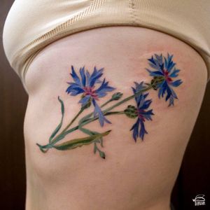 Beautiful flower tattoo #flower #RitKit #botanicaltattoo #vegetal #nature
