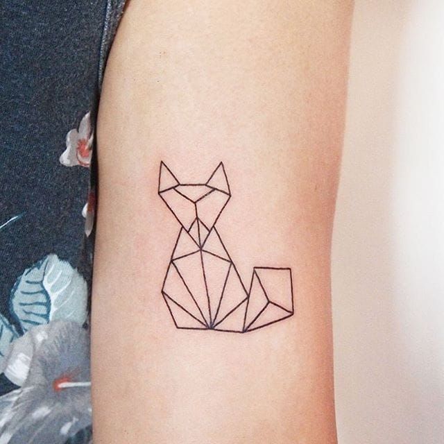 geometric fox tattoos