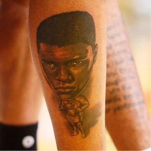 D'Angelo Russell's Ali-inspired tattoo. #DAngeloRussell #MuhammadAli #MuhammadAliTattoo #Lakers #LALakers