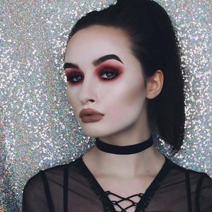 Brick Colored Eyes by Rachel Georgina (via IG-rachelgeorgina) #MUA #makeupartist #goth #grunge #lipstick #eyeshadow #rachelgeorgina