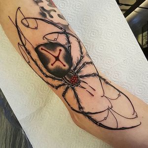 Spider Tattoo by Jesper Jørgensen #spider #spidertattoo #traditional #traditionaltattoo #oldschool #oldschooltattoo #darkart #darktraditional #JesperJorgensen