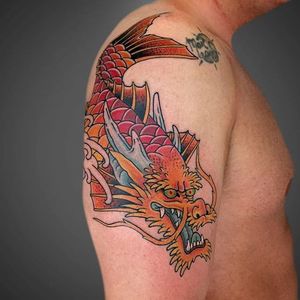 A dragon-fish from Stef Bastian's body of work (IG-stef_bastian). #dragonfish #StefBastian #traditional