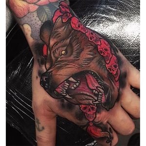 Neo Traditional Bear Tattoo by Brando Chiesa #NeoTraditionalBear #NeoTraditional #BearTattoos #BearTattoo #BrandoChiesa #bear