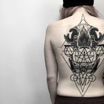 Flattering back piece Tattoo on a woman by Otheser @Otheser_stc #Otheser #SakeTattooCrew #Athens #Black #Geometry #Geometric #Dotwork #Animal #Skull