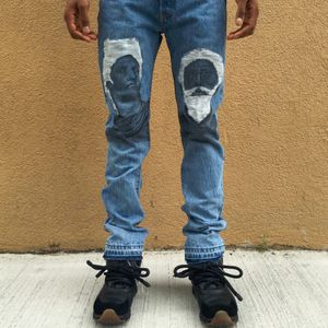 2F1 Jeans via instagram carltonyaito #fashion #denim #art #greek #carltonyaito