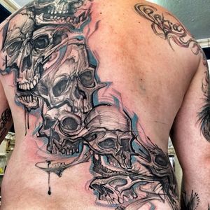 Sarah Calavera approves these skulls they kick ass! Tattoo by Bernd Muss #BerndMuss #watercolor #freestyle #illustration #skull