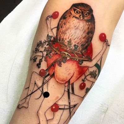 Hieronymus Bosch tattoo by Fabien Grezyn #FabienGrezyn #arttattoos #color #painting #famouspainting #hieronymusbosch #bosch #realism #realistic #illustrative #surreal #owl #fruit #dance #tattoooftheday