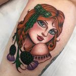 Scottish lass by Danielle Rose #daniellerose #newtraditional #color #Scottish #portrait #lady #flowers #pinup #eyes #tattoooftheday