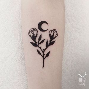 Crescent moon + rose blackwork tattoo by Nudy. #Nudy #blackwork #crescentmoon #crescent #moon #rose