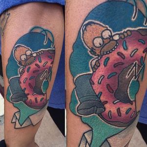 Homer tattoo by Jay Joree #JayJoree #donut #TheSimpsons (Photo @thesimpsonstattoo)