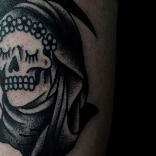 Tatuaje de Reaper de Levi Rivoire.  #levirivoire #traditional #black tattoos #reaper