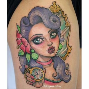 Hermoso tatuaje pin-up de Dani Green #DaniGreen #newschool #pinupgirl