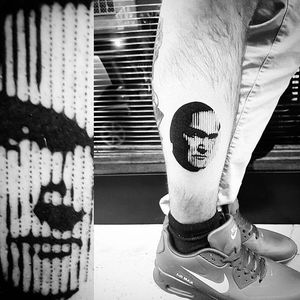 Dot matrix Quentin Tarantino portrait by Marco Bordi. #MarcoBordi #blackwork #dotmatrix #contemporary #lines #impression #portrait #director #movie #QuentinTarantino #film #icon