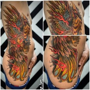 Enorme y colorido tatuaje de fénix de Rafa Serrano.  #RafaSerrano #LTWtattoo #neotraditional #colourover #phoenix