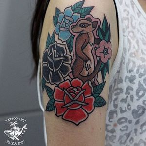 Traditional style meerkat and rose piece by @ibizainkpeter. #traditional #rose #flower #meerkat #ibizainkpeter