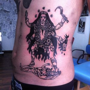 Blackwork Kali Tattoo by @izabelladawidwolf #BlackworkKali #Kali #KaliTattoo #BlackworkTattoos #Hindu #HinduTattoos