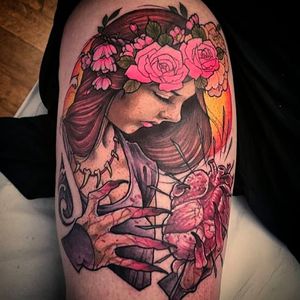 Woman and anatomical heart tattoo by Rob Steele #RobSteele #heart #anatomicalheart #woman #lady