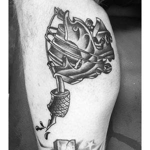 Trippy design on this one! by Lola Winckelmann #tattoomachine