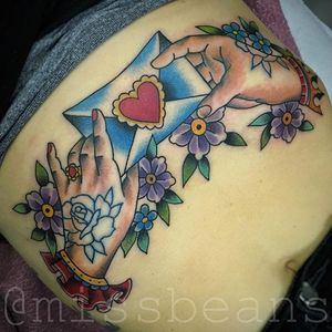Letter Tattoo by Jessie Beans #letter #loveletter #lovelettertattoo #colorfultattoo #traditional #traditionaltattoo #boldtattoos #brigthtattoos #JessieBeans