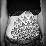 Belly tattoo by Deryn Twelve #DerynTwelve #geometric #ornamental #dotwork #pointillism