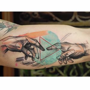 Graphic Michelangelo hands tattoo by Lukas Zglenicki #LukasZglenicki #michelangelohands #michelangelo #sistinechapel #creationofadam #adam #god #hands #fineart #painting #art #graphic #sketch