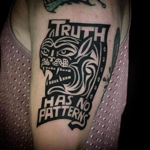 "Truth has no patterns" growling animal Tattoo by Luxiano #Luxianostreetclassic #Streetstyle #Black #Blackwork #animal #animalhead #blacklines #Luxiano
