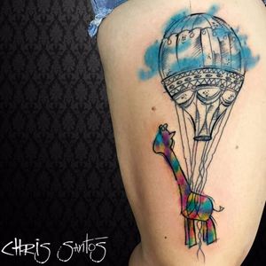 Girafinha voadora! #chrisSantos #balão #baloon #liberdade #free #voar #TatuadoresDoBrasil #colorido #colorful #aquarela #watercolor #girafa #giraffe