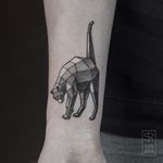 Cat by Sven Rayen (via IG-svenrayen) #cat #geometric #linework #3D #animal #blackandgrey #illustrative #SvenRayen