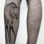 Blackwork Dali-inspired wolf tattoo by Gabriela Arzabe Lehmkuhl. #GabrielaArzabe #GabrielaArzabeLehmkuhl #blackwork #dotwork #pointillism #wolf #salvadordali #dali