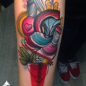 Tatuagem abstrata ultra colorida! #PiotrGie #coloridas #tatuagenscoloridas #colorful #brasil #brazil #portugues #portuguese