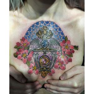 Tattoo by Antony Flemming @antonyflemming #antonyflemming #neotraditional #ornamental #flowers