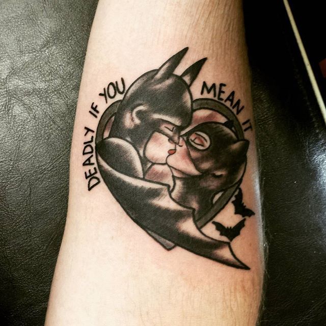Margera Tattoo Studio  Kiss batmancatwoman Thank you my friend  felixspaceinktattoo Im very happy to realize this piece   Sponsorized by polybiusink shoppingtattooit blueicesolution  Follow  my page for Support me and