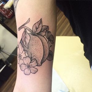 Dotwork peach inner arm tattoo by Chantel Harris. #fruit #dotwork #blackwork #peach #ChantelHarris