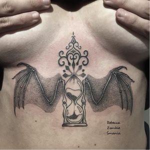 Tattoo by Rebecca Zombie Smania #hourglass #wings #underboob #dotwork #ornamental #batwings #RebeccaZombieSmania