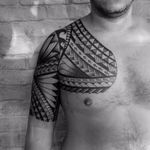 Sensacional! #MateusMattar #blackwork #geometria #geometry #TatuadoresDoBrasil #tribal