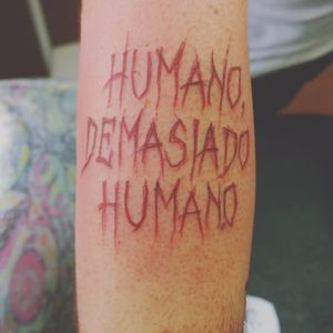 Demasiado Humano. #GabsHovacker #Darkline #sketch #blackwork #linhas #tatuadoresdobrasil #demasiadohumano #human #lettering #caligrafia