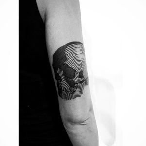 Fingerprint skull tattoo by Diamante Murru #DiamanteMurru #blackwork #graphic #skull #fingerprint