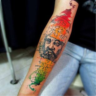 Fantástica pieza original.  Tatuaje de Diego Calderon #ArtByDiegore #DiegoCalderon #ColombianTattooers #ColombianArtists #watercolor #abstract #retrato