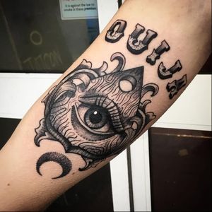 Ouija tattoo by Ian Atkinson #ianatkinson #blackwork #dotwork #ouija #moon