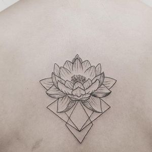 Geometric lotus tattoo by Hannah Nova Dudley #HannahNovaDudley #lotus #flower #geometric #geometry (Photo: Instagram)